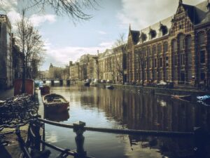 ÁMSTERDAM, BERLÍN Y PRAGA 7 DÍAS