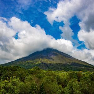 COSTA RICA OLAS Y VOLCANES 8 DÍAS