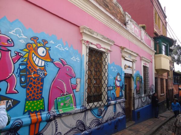 VISITA POR LA CIUDAD CON TOUR DEL GRAFITI EN BICICLETA