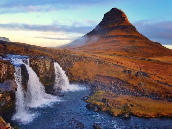 TIERRA DE ISLANDIA 8 DÍAS