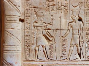 CAIRO EN TREN Y CRUCERO POR EL NILO 10 DIAS