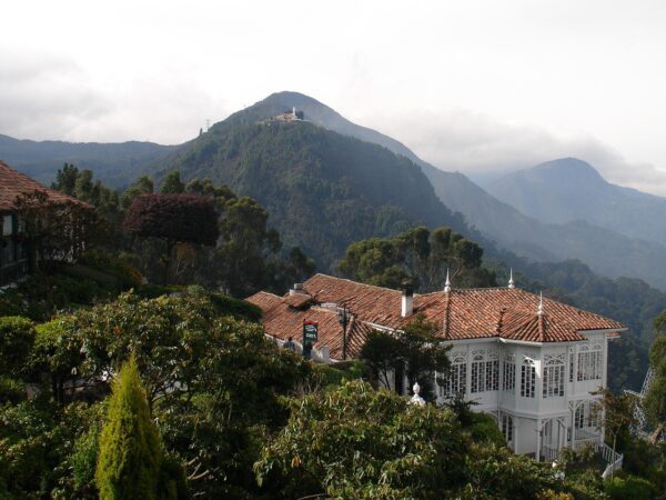 VISITA POR LA CIUDAD CON MONSERRATE EN BOGOTA