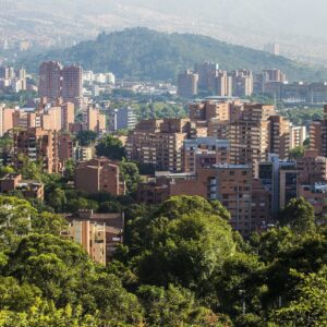 TOUR: HISTORIA DE LA TRANSFORMACIÓN EN MEDELLÍN