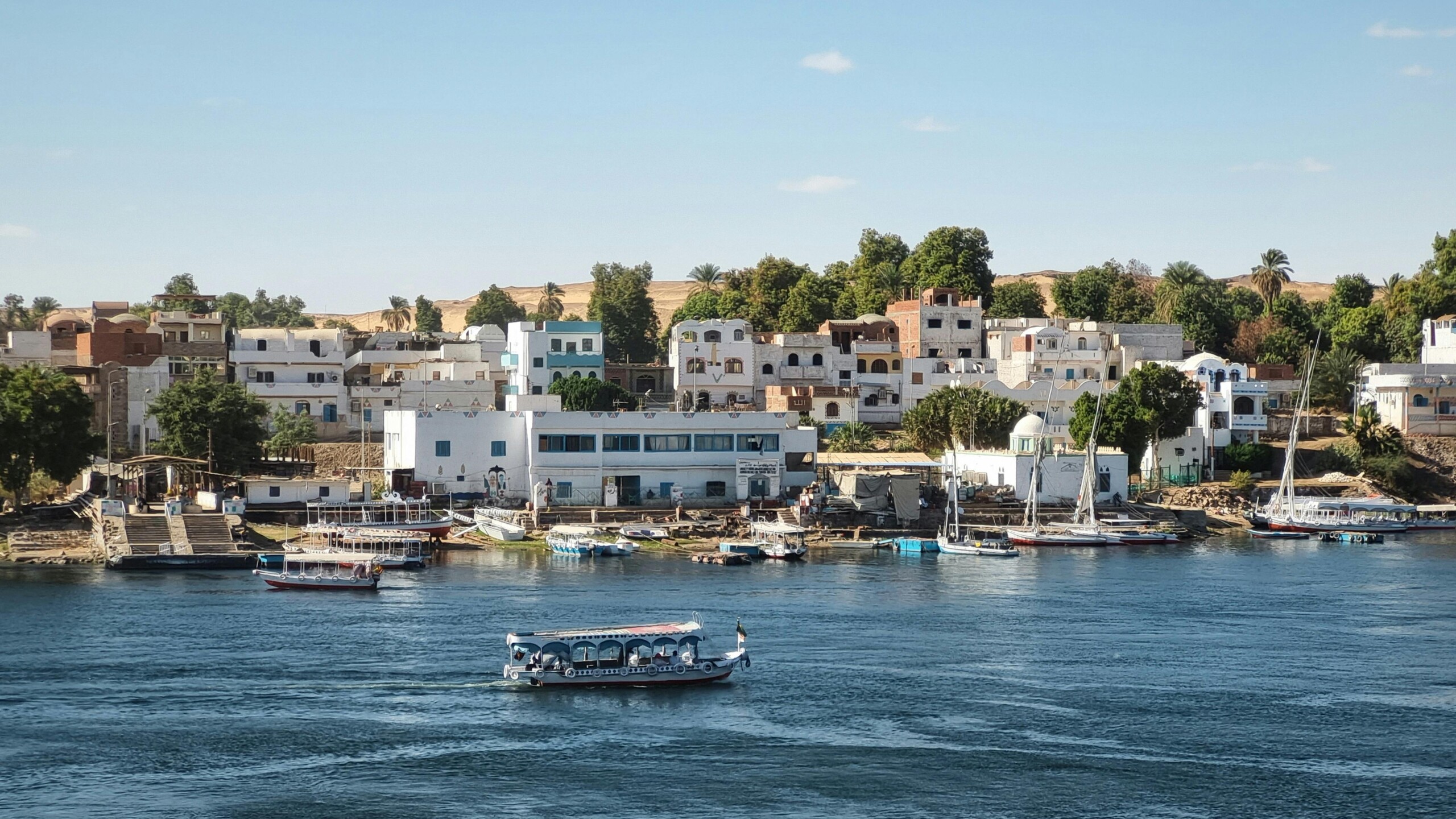 DESTELLOS DE EUROPA Y EGIPTO CON CRUCERO POR EL NILO 17 DIAS (SOLO TERRESTRE)